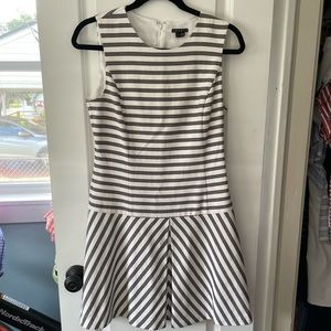 Theory Alaqua R Eastview striped dress